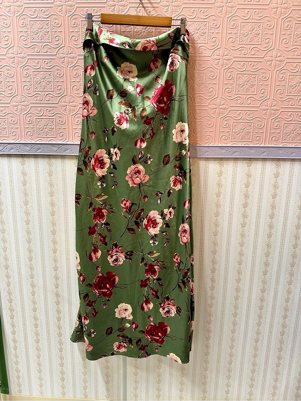 Thirty Floral Maxi Dress in Green & Pink XL Like New